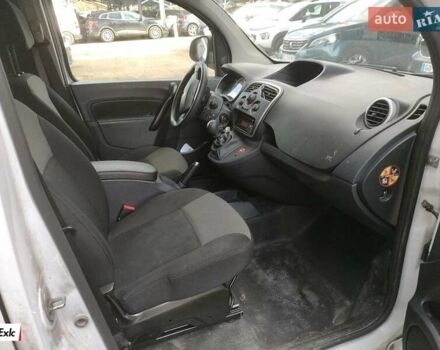 Белый Рено Кенгу, объемом двигателя 1.5 л и пробегом 142 тыс. км за 11450 $, фото 45 на Automoto.ua