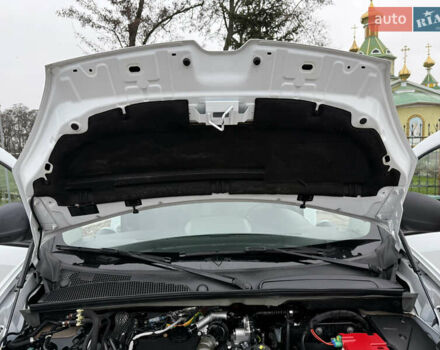 Белый Рено Кенгу, объемом двигателя 1.5 л и пробегом 118 тыс. км за 12599 $, фото 86 на Automoto.ua