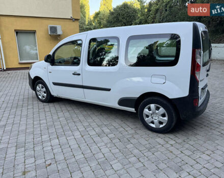 Белый Рено Кенгу, объемом двигателя 0 л и пробегом 25 тыс. км за 13800 $, фото 10 на Automoto.ua