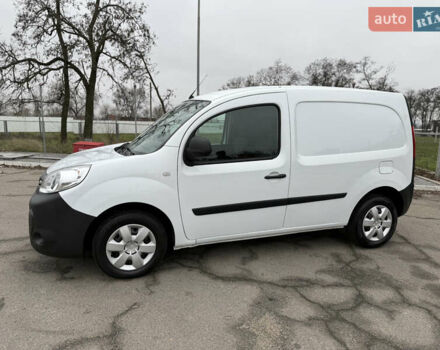 Белый Рено Кенгу, объемом двигателя 1.5 л и пробегом 118 тыс. км за 12599 $, фото 28 на Automoto.ua