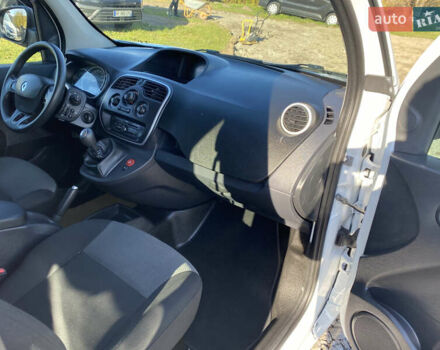 Білий Рено Кєнгу, об'ємом двигуна 1.5 л та пробігом 142 тис. км за 14999 $, фото 25 на Automoto.ua