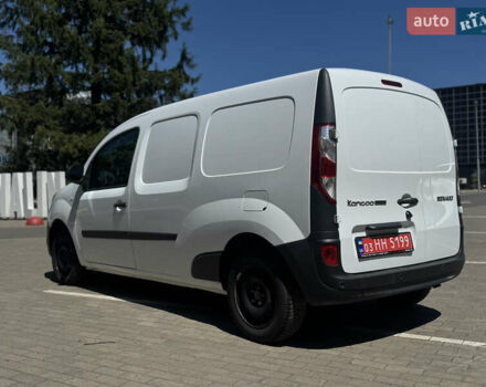 Белый Рено Кенгу, объемом двигателя 1.46 л и пробегом 188 тыс. км за 13700 $, фото 10 на Automoto.ua