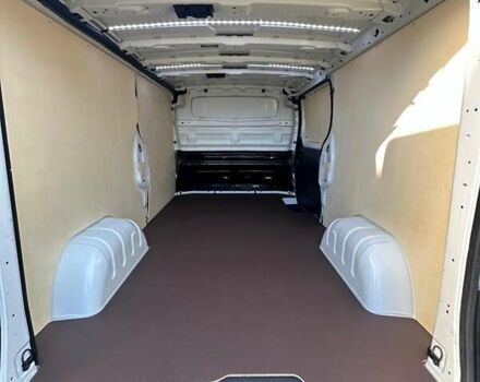 Білий Рено Кєнгу, об'ємом двигуна 2 л та пробігом 55 тис. км за 22898 $, фото 27 на Automoto.ua