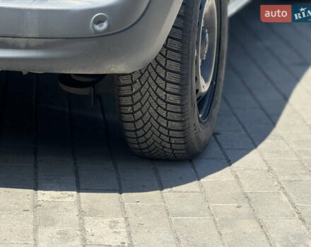 Белый Рено Кенгу, объемом двигателя 1.46 л и пробегом 188 тыс. км за 13700 $, фото 54 на Automoto.ua