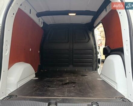 Белый Рено Кенгу, объемом двигателя 0 л и пробегом 12 тыс. км за 19700 $, фото 5 на Automoto.ua