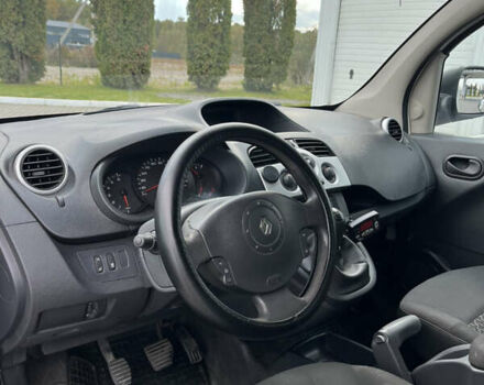 Белый Рено Кенгу, объемом двигателя 1.46 л и пробегом 263 тыс. км за 6000 $, фото 8 на Automoto.ua