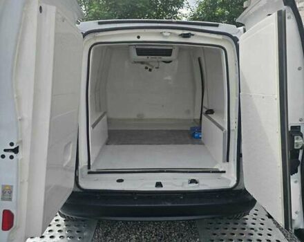 Белый Рено Кенгу, объемом двигателя 1.53 л и пробегом 220 тыс. км за 10900 $, фото 19 на Automoto.ua