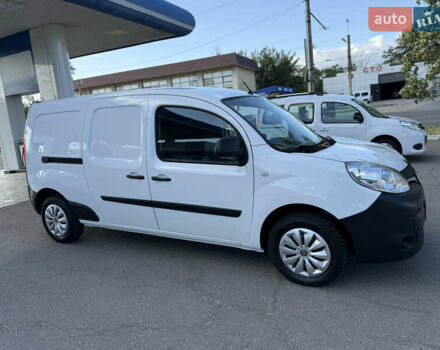 Белый Рено Кенгу, объемом двигателя 1.5 л и пробегом 134 тыс. км за 14299 $, фото 12 на Automoto.ua