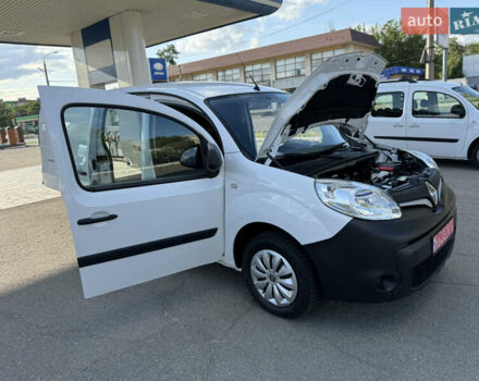 Белый Рено Кенгу, объемом двигателя 1.5 л и пробегом 134 тыс. км за 14299 $, фото 99 на Automoto.ua