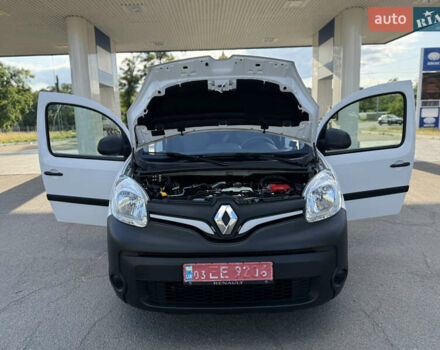 Белый Рено Кенгу, объемом двигателя 1.5 л и пробегом 134 тыс. км за 14299 $, фото 97 на Automoto.ua