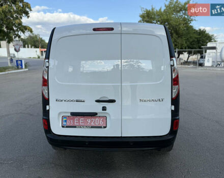 Белый Рено Кенгу, объемом двигателя 1.5 л и пробегом 134 тыс. км за 14299 $, фото 20 на Automoto.ua