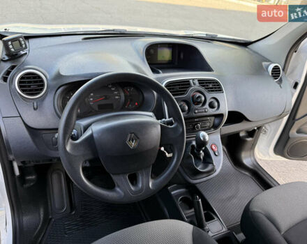 Белый Рено Кенгу, объемом двигателя 1.5 л и пробегом 134 тыс. км за 14299 $, фото 70 на Automoto.ua