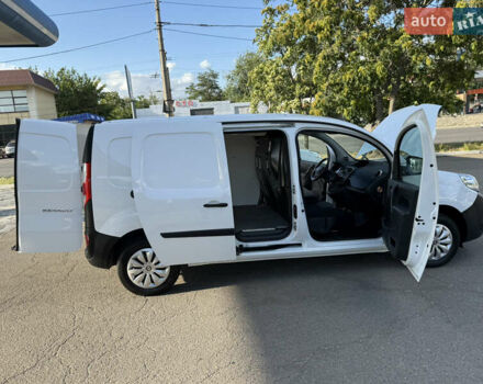 Белый Рено Кенгу, объемом двигателя 1.5 л и пробегом 134 тыс. км за 14299 $, фото 102 на Automoto.ua