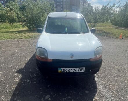 Белый Рено Кенгу, объемом двигателя 1.9 л и пробегом 318 тыс. км за 2550 $, фото 1 на Automoto.ua