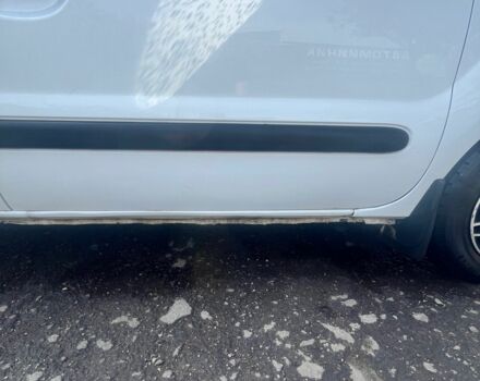 Белый Рено Кенгу, объемом двигателя 1.9 л и пробегом 318 тыс. км за 2550 $, фото 2 на Automoto.ua