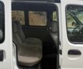 Белый Рено Кенгу, объемом двигателя 1.9 л и пробегом 305 тыс. км за 2104 $, фото 11 на Automoto.ua
