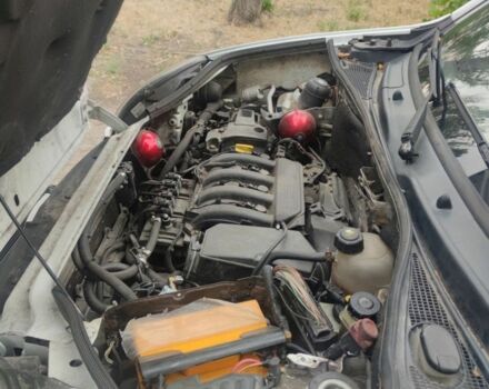 Білий Рено Кєнгу, об'ємом двигуна 1.6 л та пробігом 250 тис. км за 5299 $, фото 11 на Automoto.ua