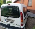 Белый Рено Кенгу, объемом двигателя 1.5 л и пробегом 300 тыс. км за 7231 $, фото 2 на Automoto.ua
