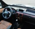Білий Рено Кєнгу, об'ємом двигуна 1.5 л та пробігом 344 тис. км за 3900 $, фото 1 на Automoto.ua
