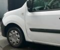 Белый Рено Кенгу, объемом двигателя 1.5 л и пробегом 381 тыс. км за 5020 $, фото 9 на Automoto.ua