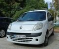 Белый Рено Кенгу, объемом двигателя 1.5 л и пробегом 320 тыс. км за 6550 $, фото 1 на Automoto.ua