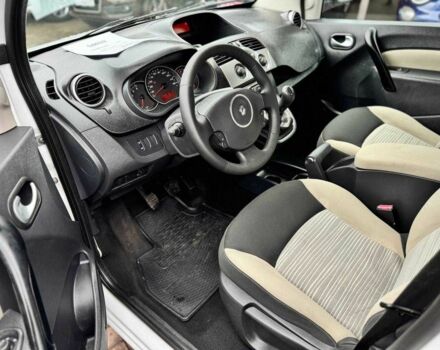 Белый Рено Кенгу, объемом двигателя 1.5 л и пробегом 239 тыс. км за 8500 $, фото 11 на Automoto.ua