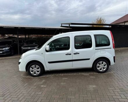 Белый Рено Кенгу, объемом двигателя 1.5 л и пробегом 221 тыс. км за 8700 $, фото 4 на Automoto.ua