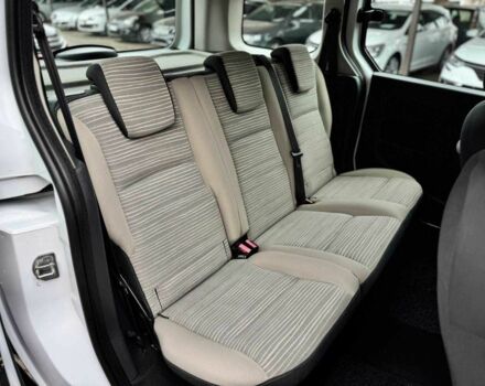 Белый Рено Кенгу, объемом двигателя 1.5 л и пробегом 239 тыс. км за 8500 $, фото 15 на Automoto.ua