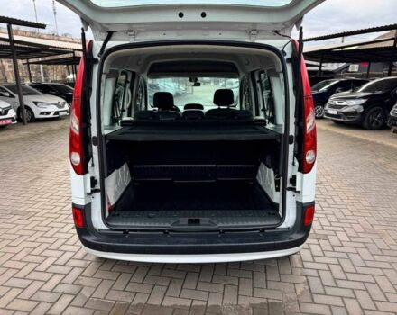 Белый Рено Кенгу, объемом двигателя 1.5 л и пробегом 221 тыс. км за 8700 $, фото 6 на Automoto.ua