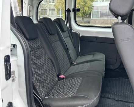 Белый Рено Кенгу, объемом двигателя 1.5 л и пробегом 312 тыс. км за 8600 $, фото 9 на Automoto.ua