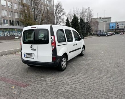 Белый Рено Кенгу, объемом двигателя 1.5 л и пробегом 312 тыс. км за 8600 $, фото 18 на Automoto.ua