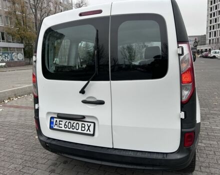 Белый Рено Кенгу, объемом двигателя 1.5 л и пробегом 312 тыс. км за 8600 $, фото 2 на Automoto.ua