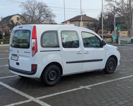 Белый Рено Кенгу, объемом двигателя 1.5 л и пробегом 205 тыс. км за 7500 $, фото 2 на Automoto.ua