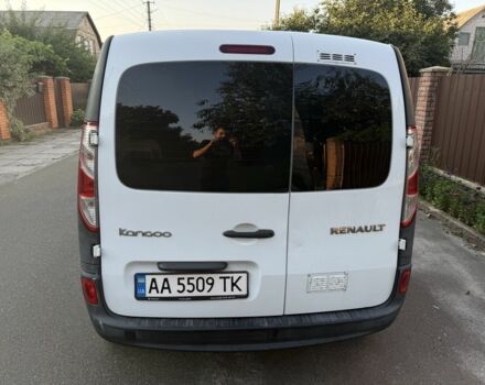 Белый Рено Кенгу, объемом двигателя 1.5 л и пробегом 356 тыс. км за 8500 $, фото 4 на Automoto.ua