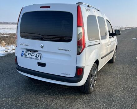 Белый Рено Кенгу, объемом двигателя 1.5 л и пробегом 250 тыс. км за 10450 $, фото 4 на Automoto.ua