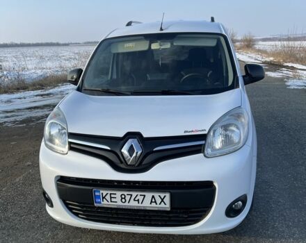 Белый Рено Кенгу, объемом двигателя 1.5 л и пробегом 250 тыс. км за 10450 $, фото 2 на Automoto.ua