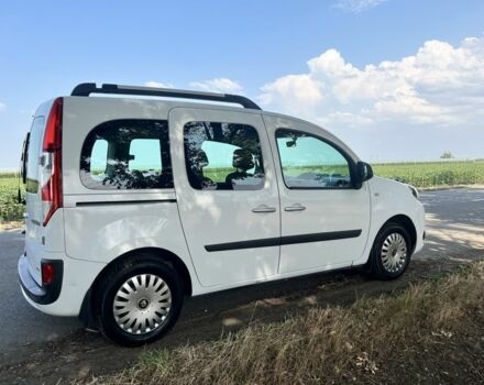 Білий Рено Кєнгу, об'ємом двигуна 1.5 л та пробігом 240 тис. км за 9999 $, фото 3 на Automoto.ua