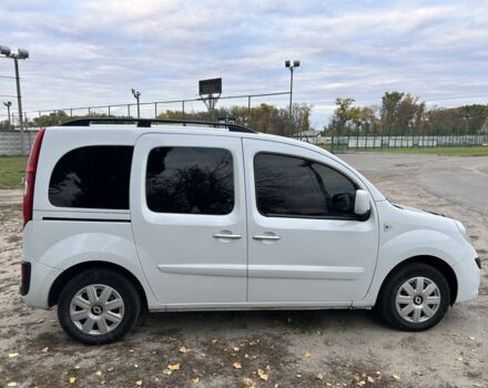 Белый Рено Кенгу, объемом двигателя 1.5 л и пробегом 248 тыс. км за 8000 $, фото 4 на Automoto.ua