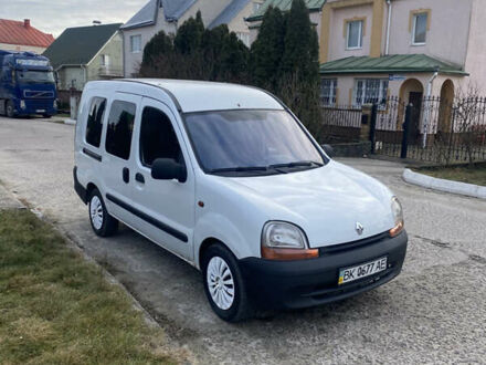 Белый Рено Кенгу, объемом двигателя 1.9 л и пробегом 300 тыс. км за 2800 $, фото 1 на Automoto.ua