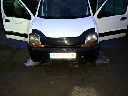 Білий Рено Кєнгу, об'ємом двигуна 1.9 л та пробігом 272 тис. км за 3400 $, фото 1 на Automoto.ua