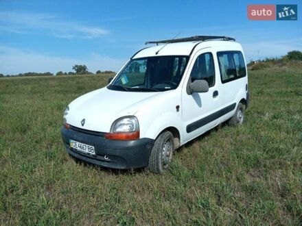 Рено Кєнгу 2002 у Чернівцях на Automoto.ua Білий Рено Кєнгу, об'ємом двигуна 0 л та пробігом 201 тис. км за 2800 $, фото 1 на Automoto.ua