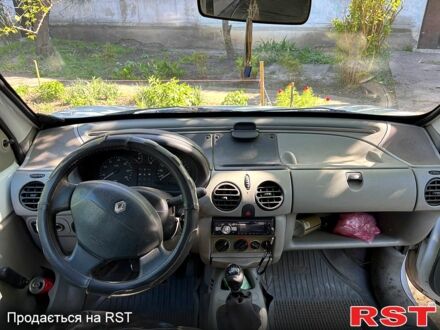 Рено Кенгу 2003 в Шевченковом на Automoto.ua Белый Рено Кенгу, объемом двигателя 1.5 л и пробегом 0 тыс. км за 2850 $, фото 1 на Automoto.ua