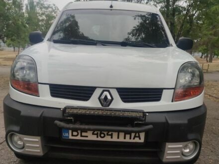 Білий Рено Кєнгу, об'ємом двигуна 1.6 л та пробігом 250 тис. км за 5299 $, фото 1 на Automoto.ua