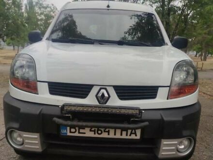 Белый Рено Кенгу, объемом двигателя 1.6 л и пробегом 250 тыс. км за 5100 $, фото 1 на Automoto.ua