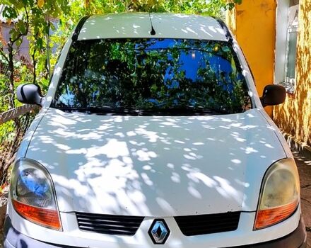 Білий Рено Кєнгу, об'ємом двигуна 1.5 л та пробігом 393 тис. км за 3400 $, фото 1 на Automoto.ua