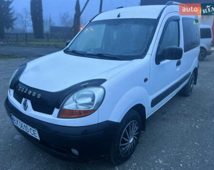Белый Рено Кенгу, объемом двигателя 1.46 л и пробегом 205 тыс. км за 3600 $, фото 1 на Automoto.ua