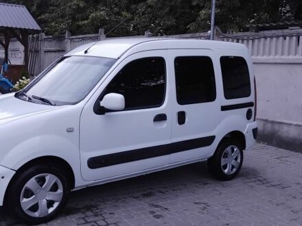 Рено Кенгу 2006 в Бару на Automoto.ua Белый Рено Кенгу, объемом двигателя 0 л и пробегом 300 тыс. км за 4200 $, фото 1 на Automoto.ua