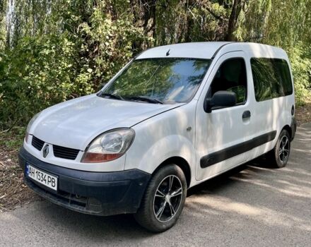 Белый Рено Кенгу, объемом двигателя 1.4 л и пробегом 500 тыс. км за 2802 $, фото 1 на Automoto.ua