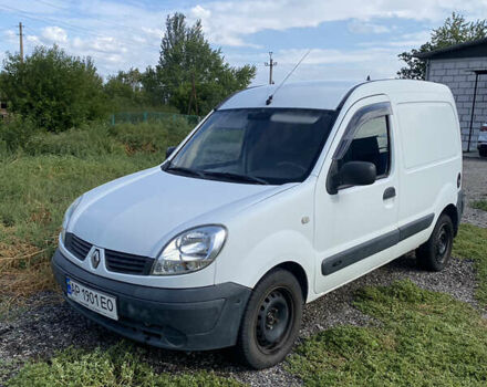 Белый Рено Кенгу, объемом двигателя 1.4 л и пробегом 238 тыс. км за 3200 $, фото 1 на Automoto.ua