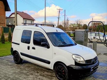 Білий Рено Кєнгу, об'ємом двигуна 1.5 л та пробігом 291 тис. км за 2599 $, фото 1 на Automoto.ua